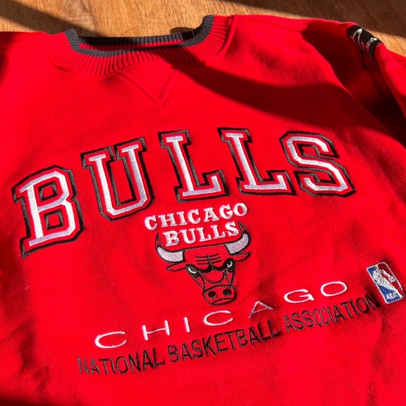 Vintage NBA Chicago Bulls Crew Neck Sweater - Picture 3 of 7